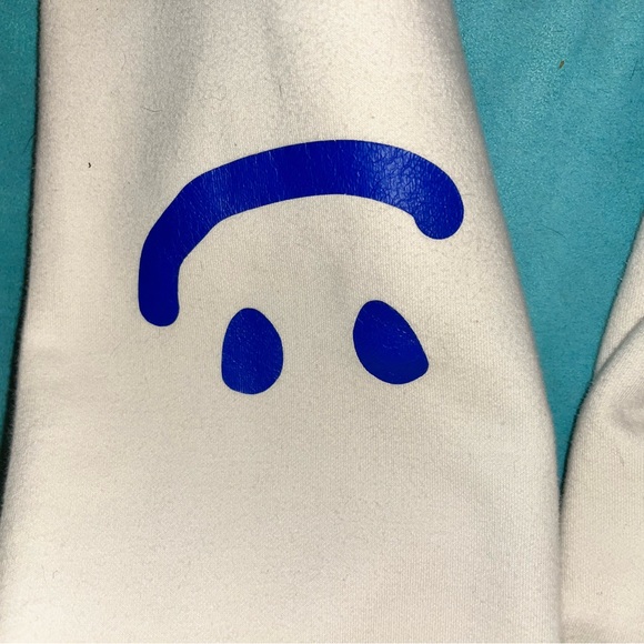 Graver of Anaheim Iconic “smiley elbow”sweatshirt - Picture 5 of 7